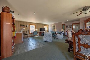 Televisión y reproductor de DVD 