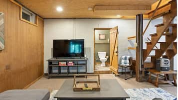 4 bedrooms, free WiFi, bed sheets