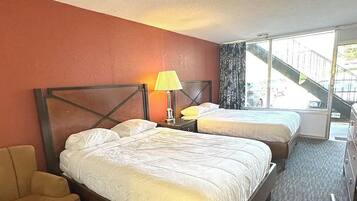 双人房 | 笔记本电脑工作区、免费 WiFi