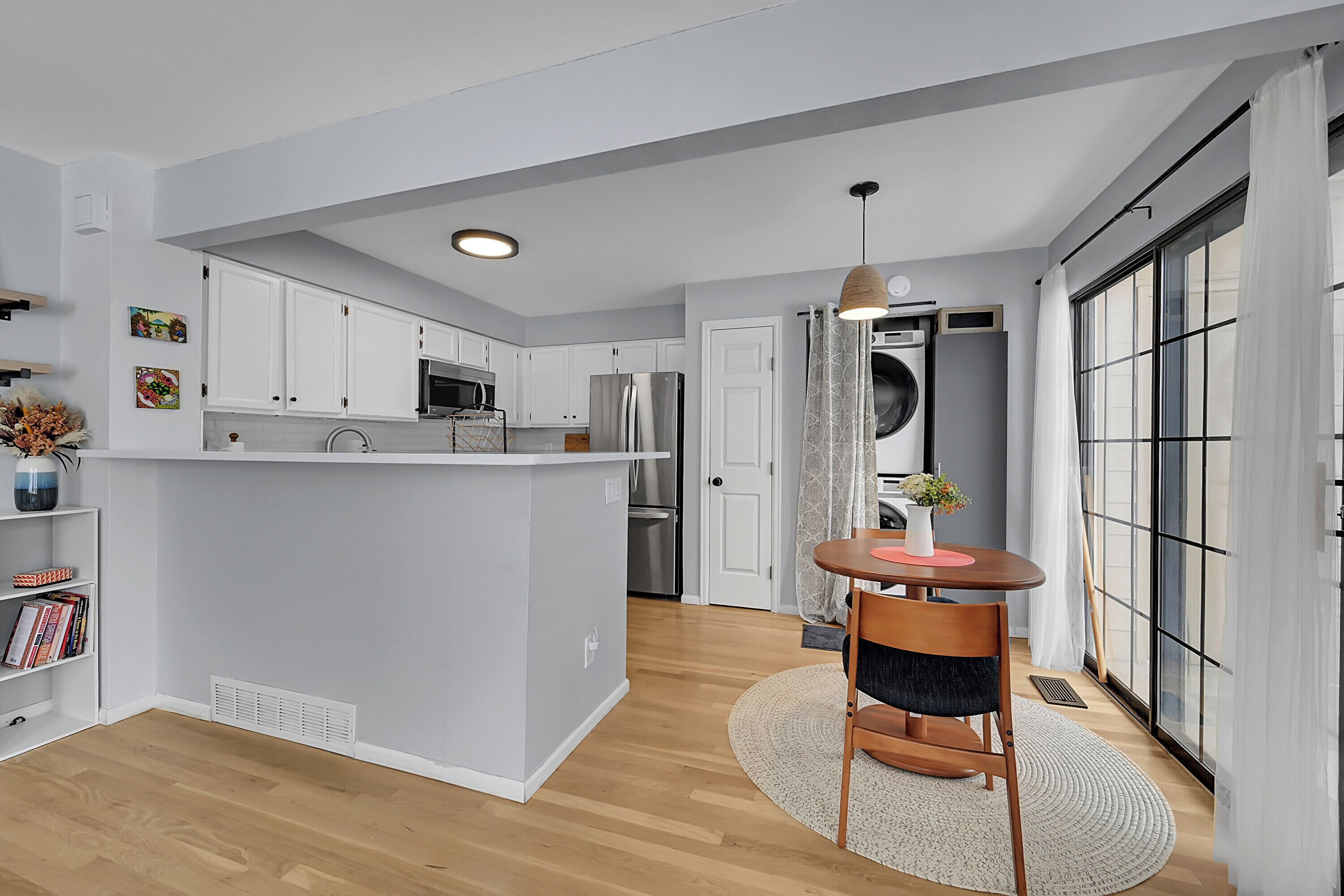 ميكروويف، فرن، موقد طهي مسطح، غسالة أطباق