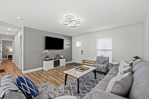 Living area - A Travelers Rest in Central KY (Georgetown)