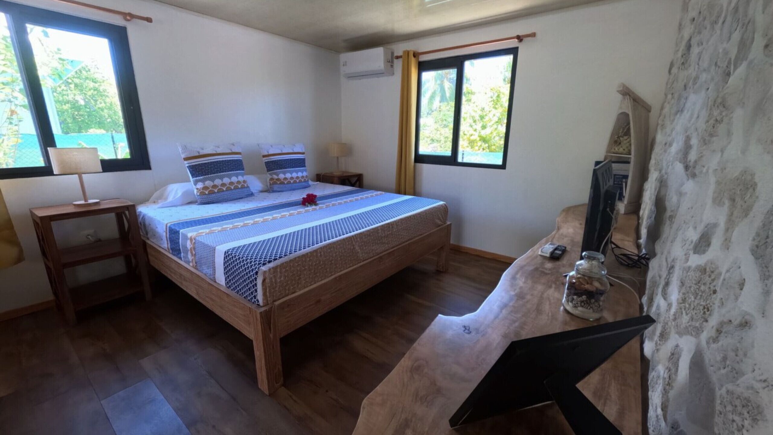 Een kluis op de kamer, gratis wifi, beddengoed