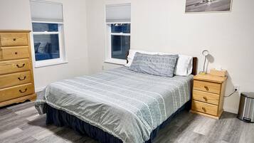 4 camere, una scrivania, Wi-Fi gratuito, lenzuola