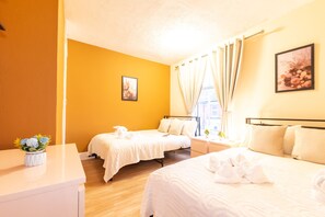 Iron/ironing board, internet, bed sheets - Open Mind Property - Hot Tub • Garden • 3 Bedroom (Portsmouth)