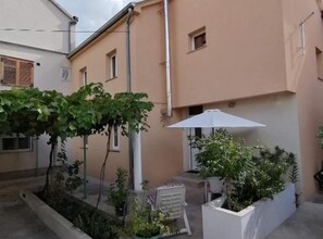 House (Two Bedroom Holiday Home With Terrace) | Exterior - Holiday House Emma (Sibenik)