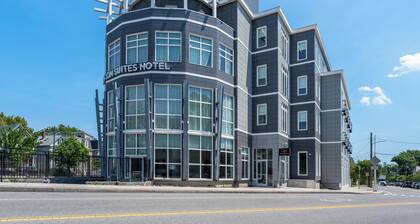 Beacon Suites Hotel
