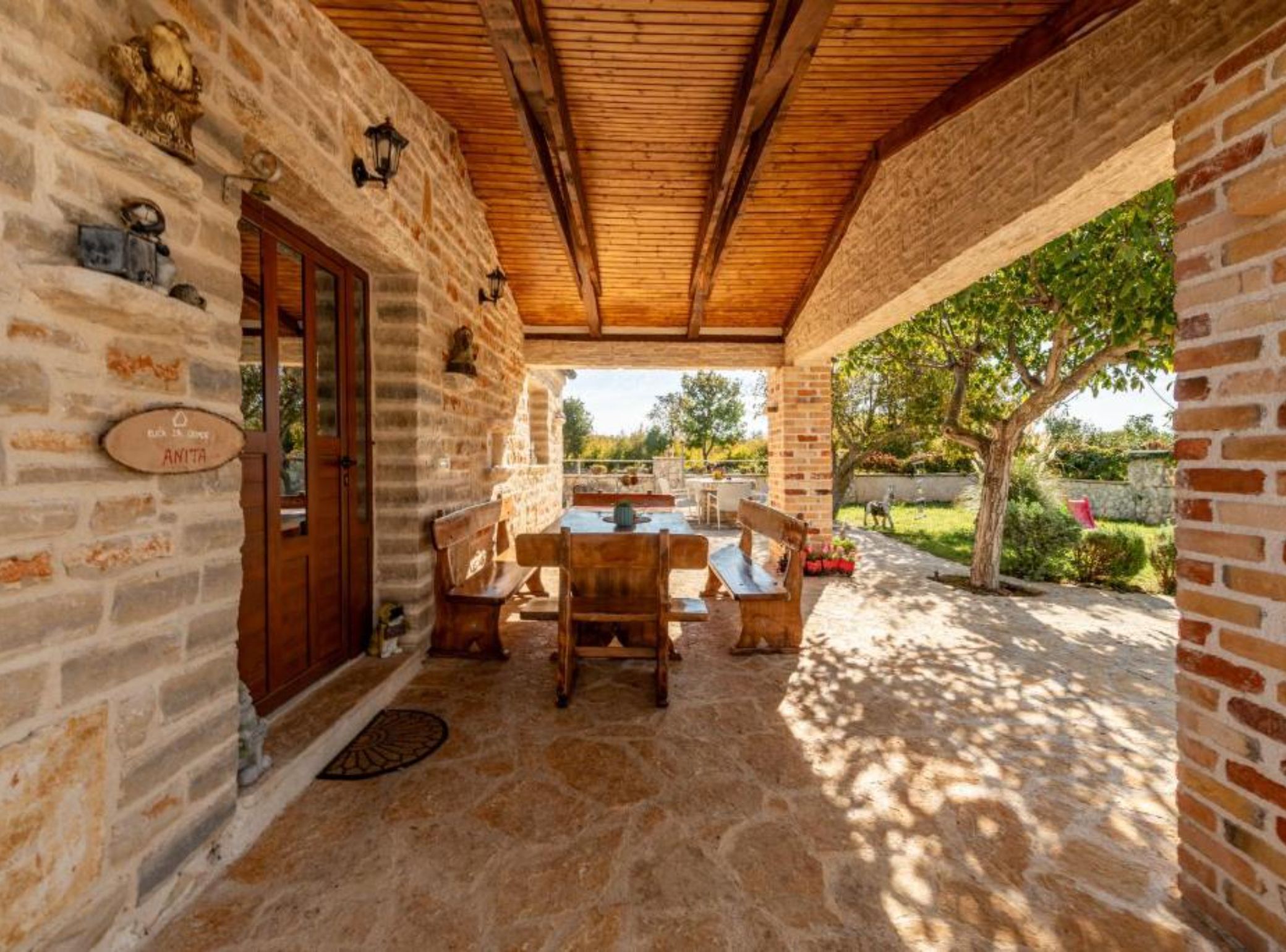 Talo (Three bedroom Holiday house with pool) | Ruokasali