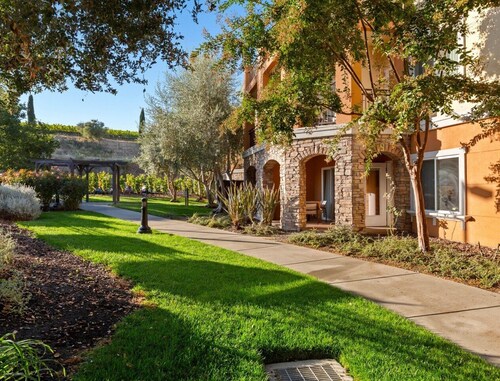 1 BD NAPA VALLEY "The Wine Country" Vino Bello Resort 4th of July wkend getaway
