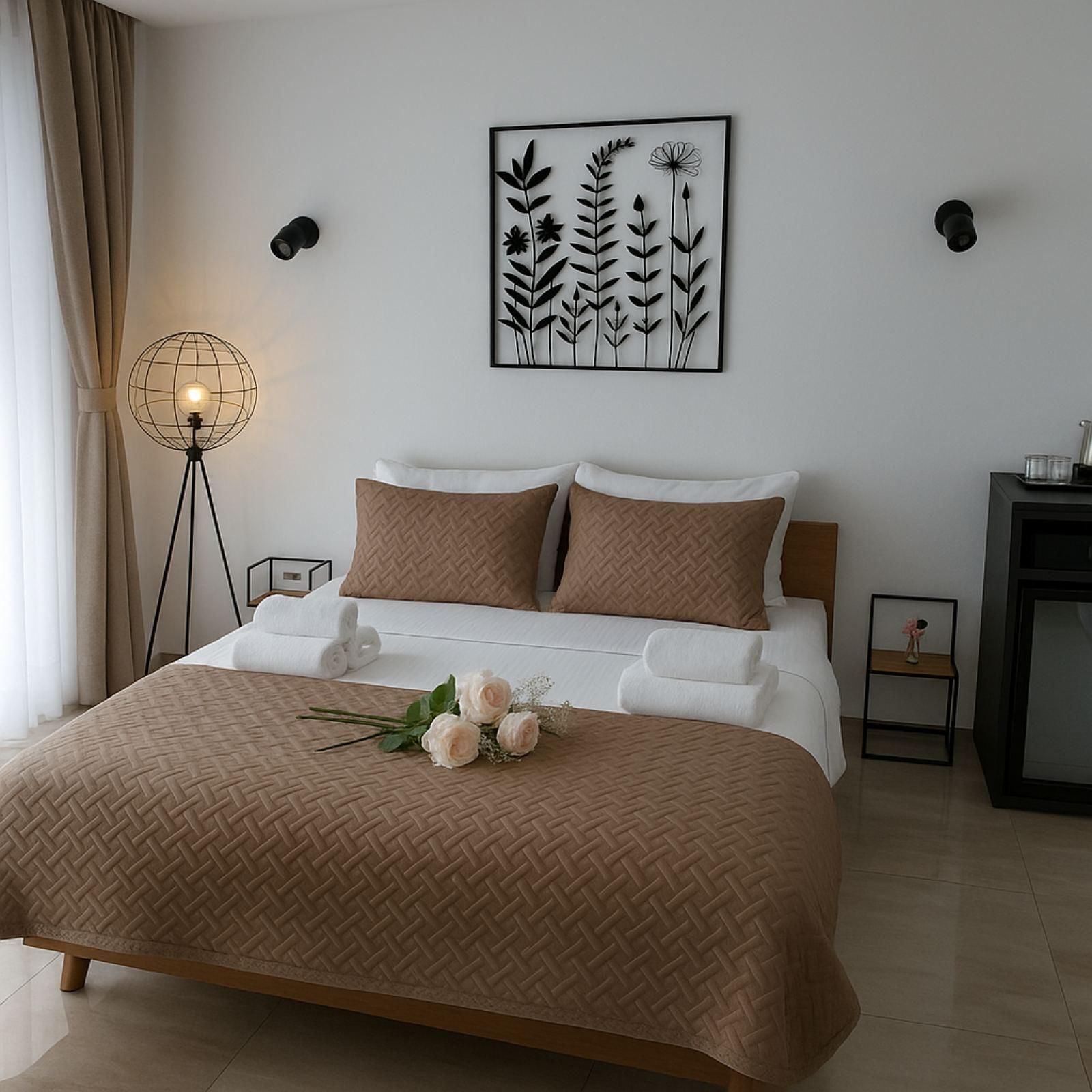 Minibar, in-room safe, free WiFi, bed sheets