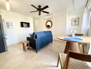 Interior - Centrally located Simpson bay 1bdr apt (1-4A) (Simpson Bay)