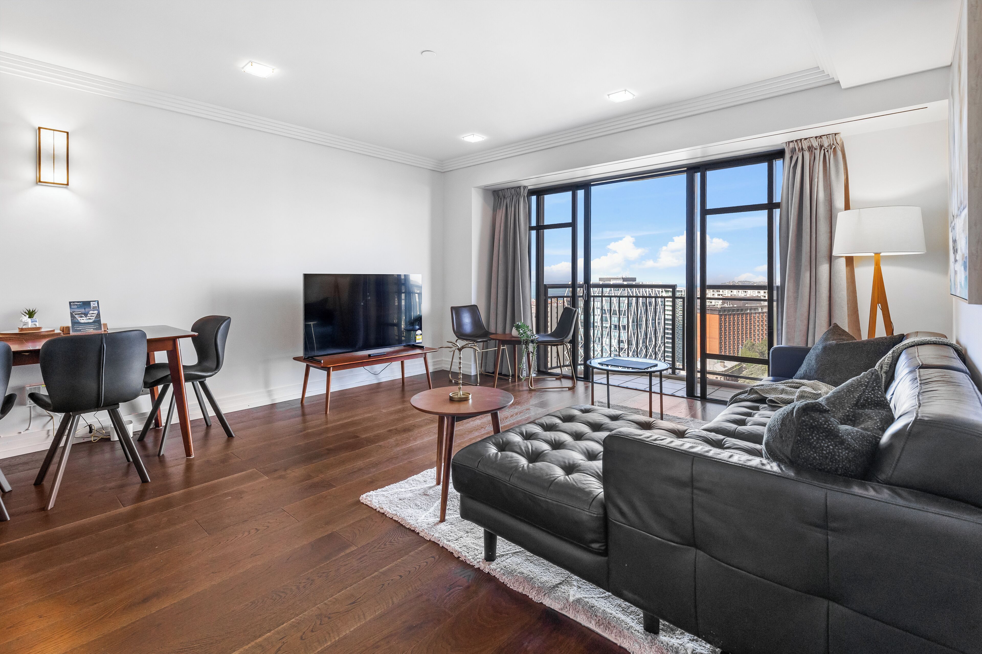 Iron/ironing board, free WiFi