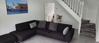 South Liverpool Cozy Home