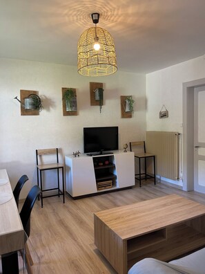 Living area - Cosy apartment in Cornimont for 2 to 6 people (Cornimont)