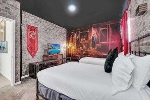 8 bedrooms, iron/ironing board, WiFi, bed sheets