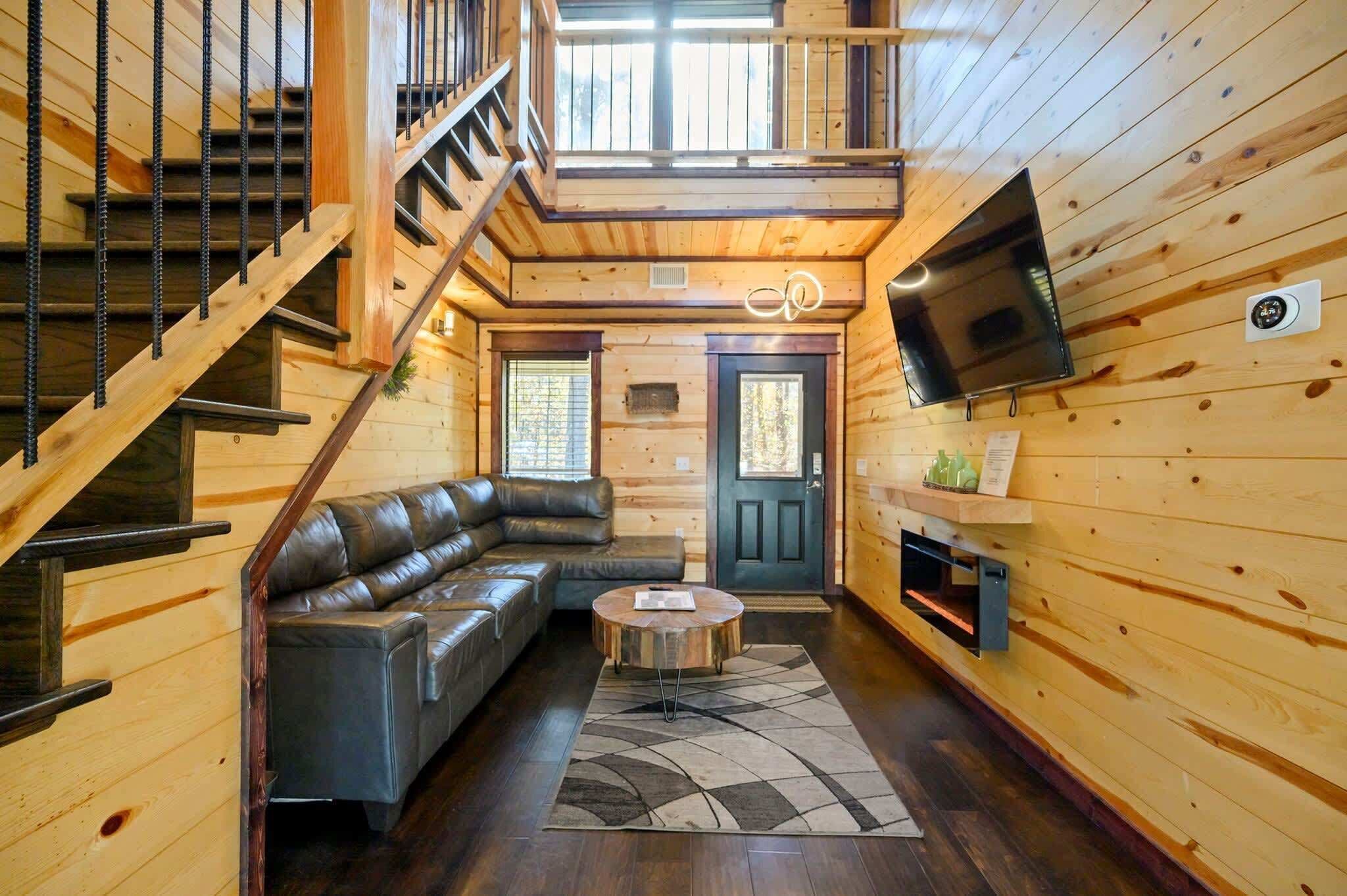 Cabana, várias camas, banheira de imersão (Feelin' Froggy) | Área de estar