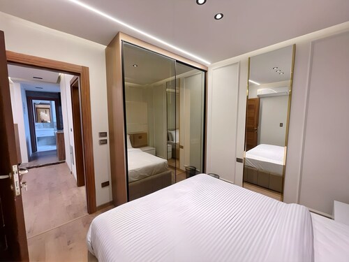 2-Bedroom Luxury Escape