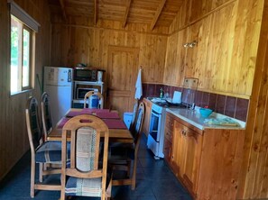 Private kitchen - Beautiful Family Cabin in Pucón (Pucon)