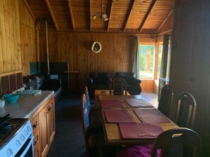 Dining - Beautiful Family Cabin in Pucón (Pucon)