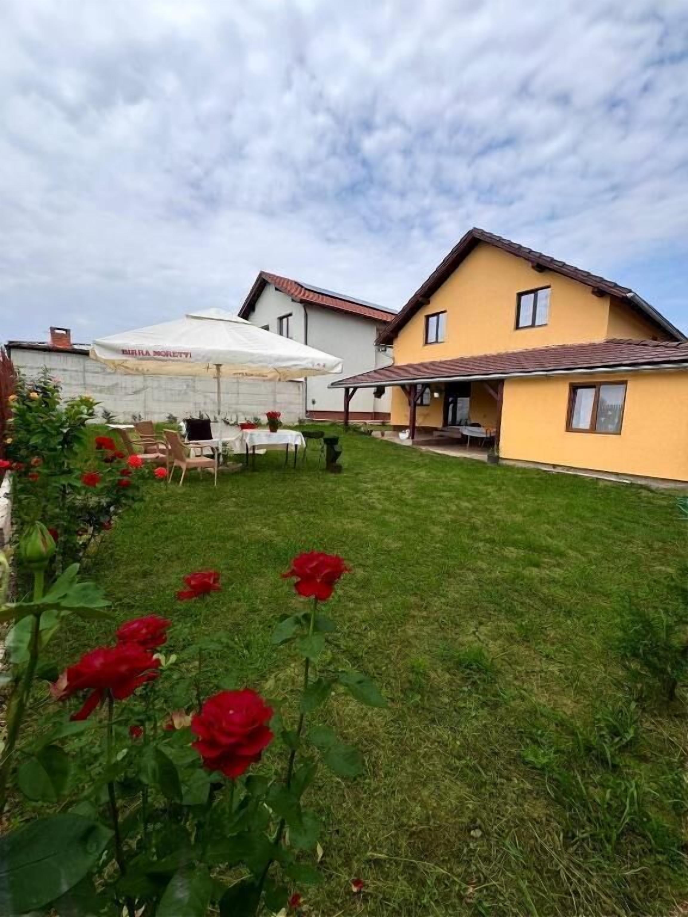 Superior Villa, Balcony, City View | Terrace/patio