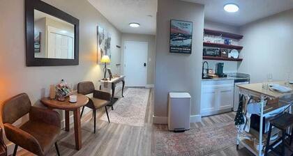 little mountain haven. True ski-in Ski out