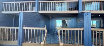 Little Mountain Haven. True ski-in, ski-out. First floor!