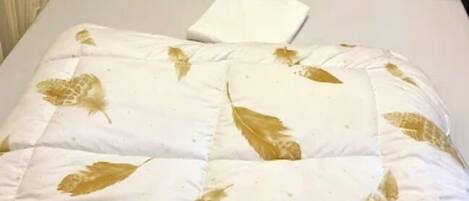 Premium bedding, free minibar items, free WiFi, bed sheets