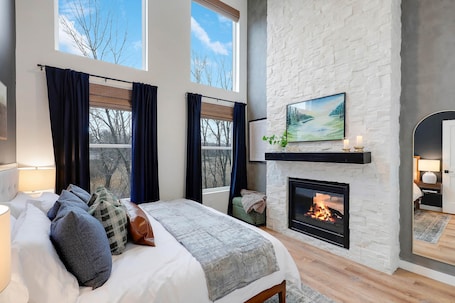 2 bedrooms, iron/ironing board, free WiFi, bed sheets. The Shiloh House - a peaceful retreat