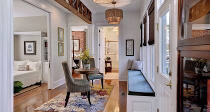 Historic Blisland, Est.1749.
House & Cottage Retreat