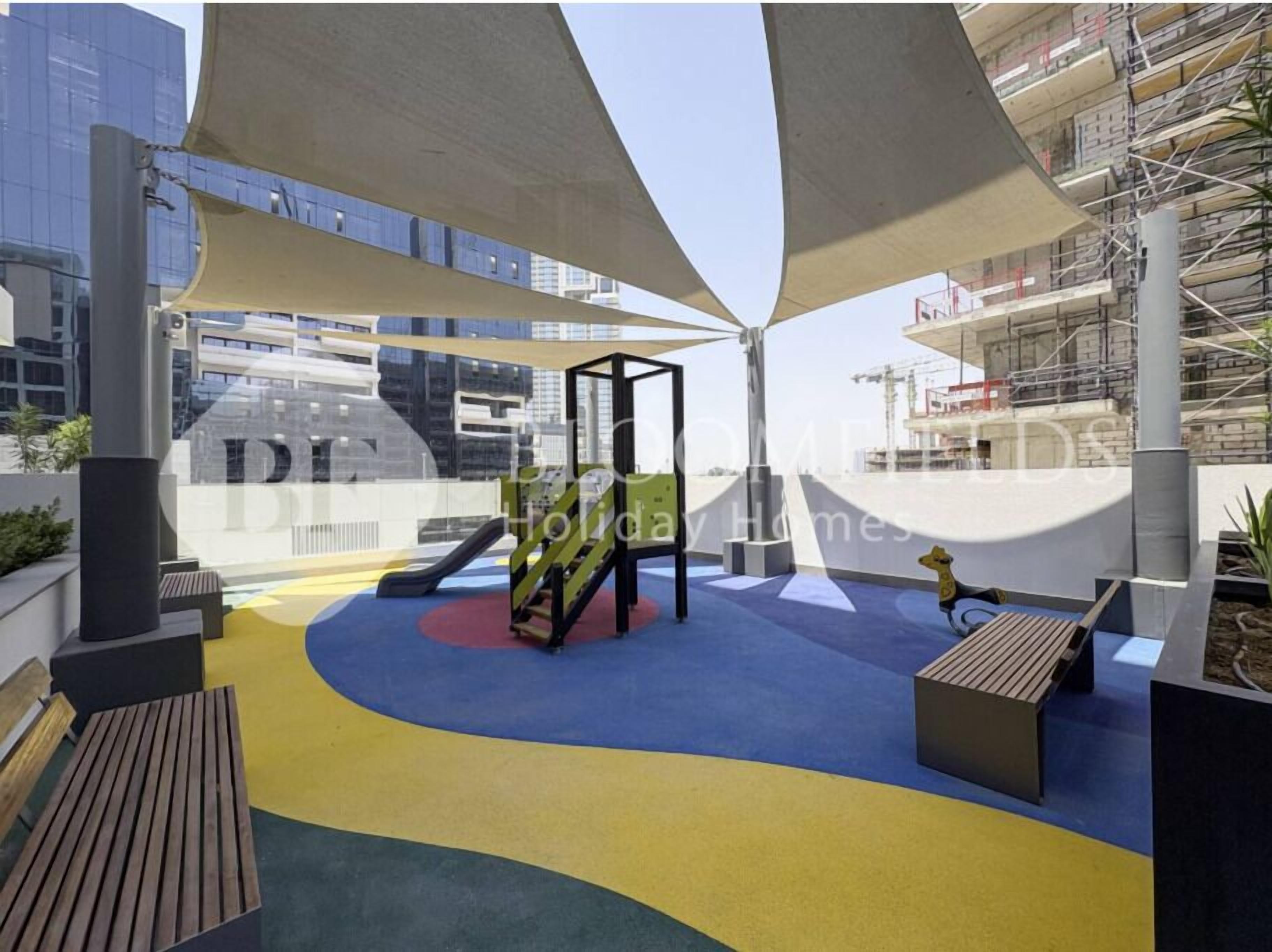 Área de juegos infantiles al aire libre