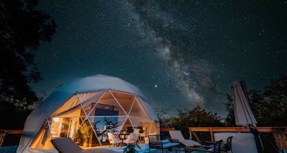 Harmonia Dome with KingBed and HotTub