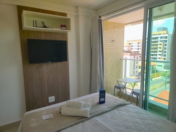 شقة بتجهيزات أساسية | 1 غرفة نوم وواي فاي مجانًا