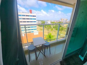 Apartamento básico | Opções para refeição ao ar livre