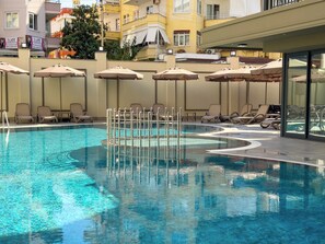 Indoor pool, outdoor pool - Apartment 2+1 Qoople  Elize 29 Boho Style in Premium location (Alanya)