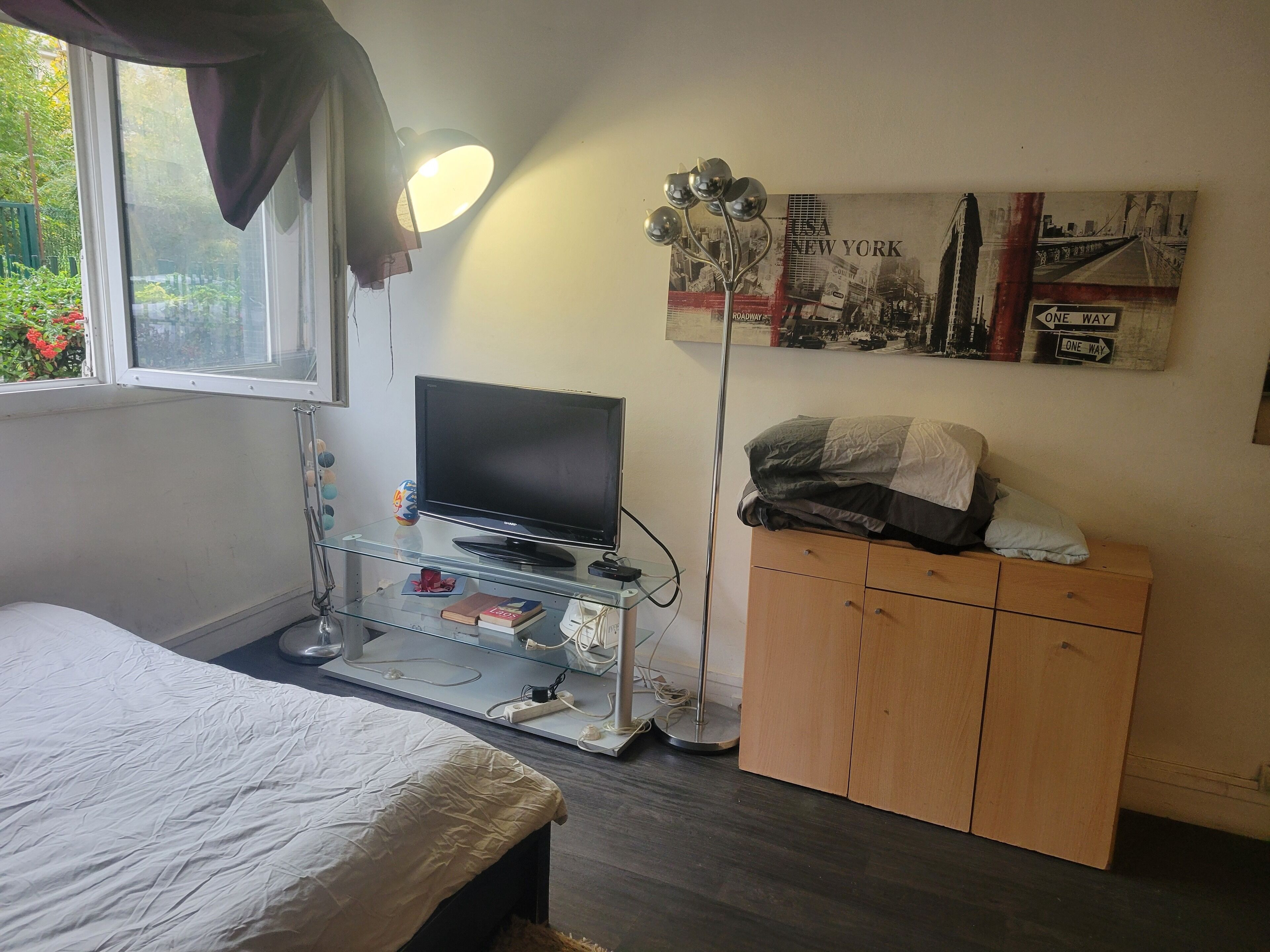 Bügeleisen/Bügelbrett, WLAN, Bettwäsche