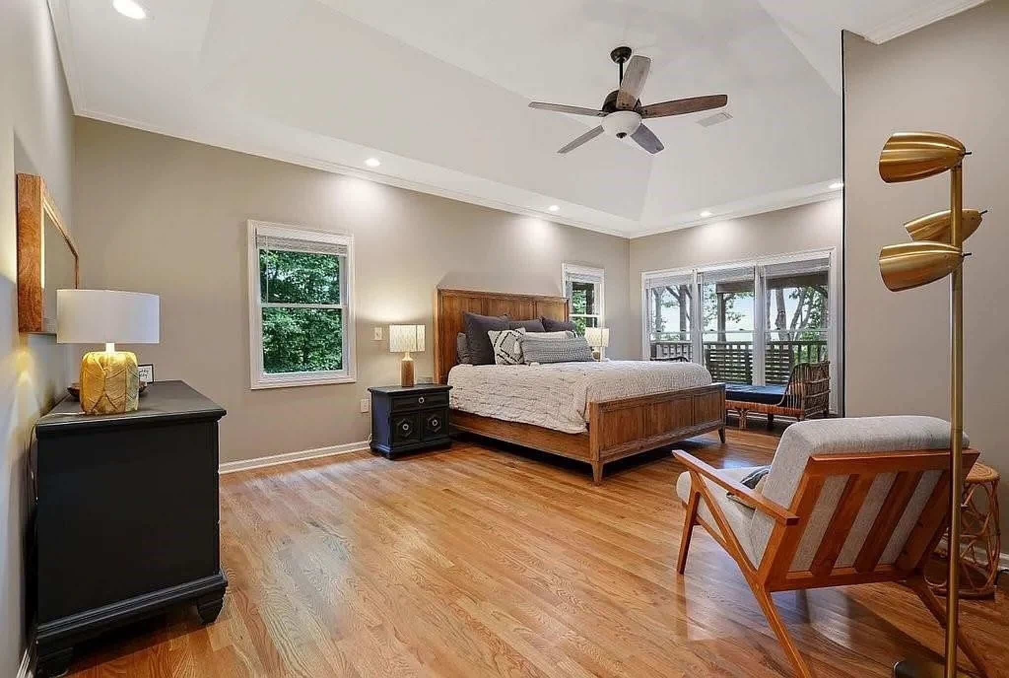 House, Multiple Beds, Patio, Mountain View (Paxwood) | 4 bedrooms, individually decorated, individually furnished, bed sheets