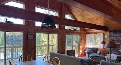 Lakefront Cabin/Cottage for Family Fun on Balch Lake!