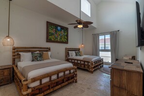 5 habitaciones, tabla de planchar con plancha y wifi gratis 