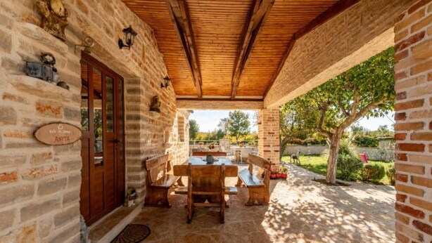 Outdoor dining - Holiday House Šimun - Three bedroom Holiday house with pool (Stankovci)