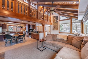 TV, fireplace, video games, DVD player - Spacious 5 BR / 4.5 BA Alpine Meadows Getaway! (Alpine Meadows)
