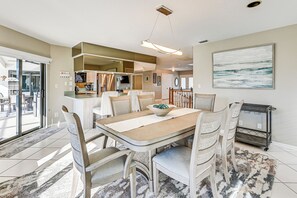 Dining - 2 Mi to Public Beach: Marco Island Home w/ Dock (Marco Island)