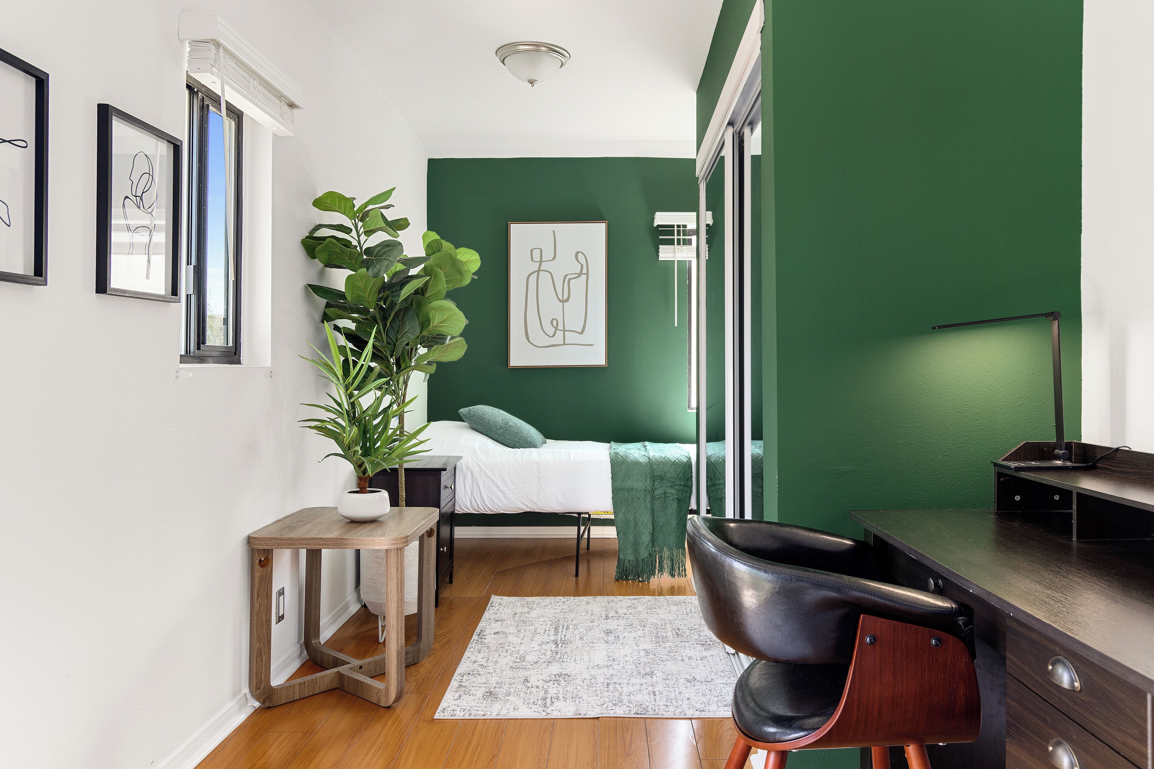 1 室のベッドルーム、WiFi (無料)、ベッドシーツ