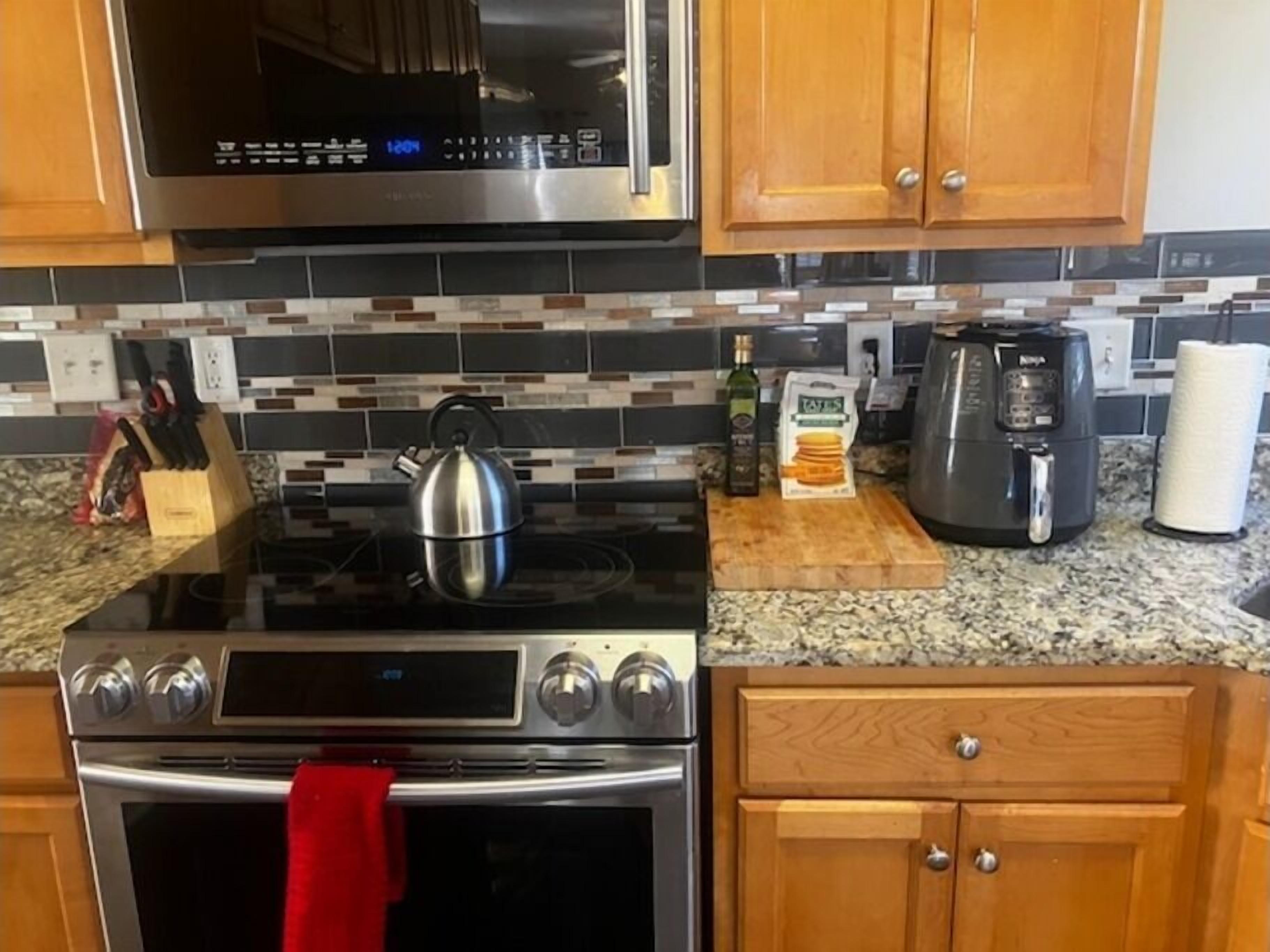 Microwave, oven, stovetop, dishwasher