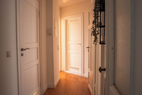 Luxus-Apartment mit Badewanne, Regendusche & schnellem WLAN