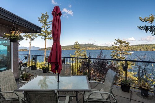 Executive Waterfront Residence with Private Deep Water Dock