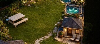THE KOI PONDS RETREAT™ PRIVATE 3k Sqft OUTDOOR Kitchen Mstr Suite & Casita 2B1Ba