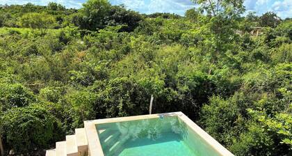 La Cabaña de Las Flores, Country Villa Near the Sea in Yucatan, Mexico