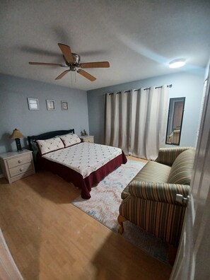 Desk, iron/ironing board, free WiFi, bed sheets