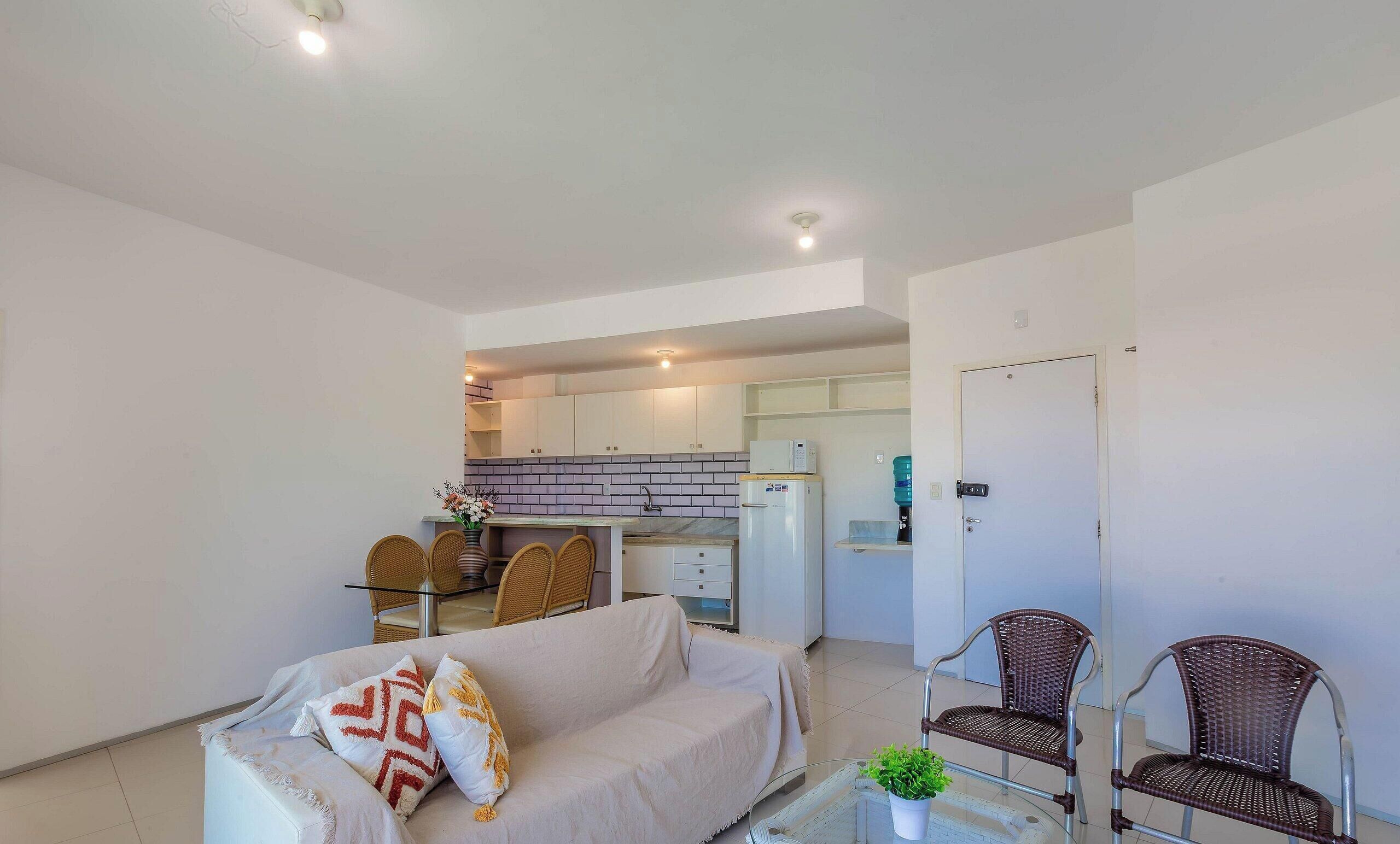 Basic Apartment | Living area