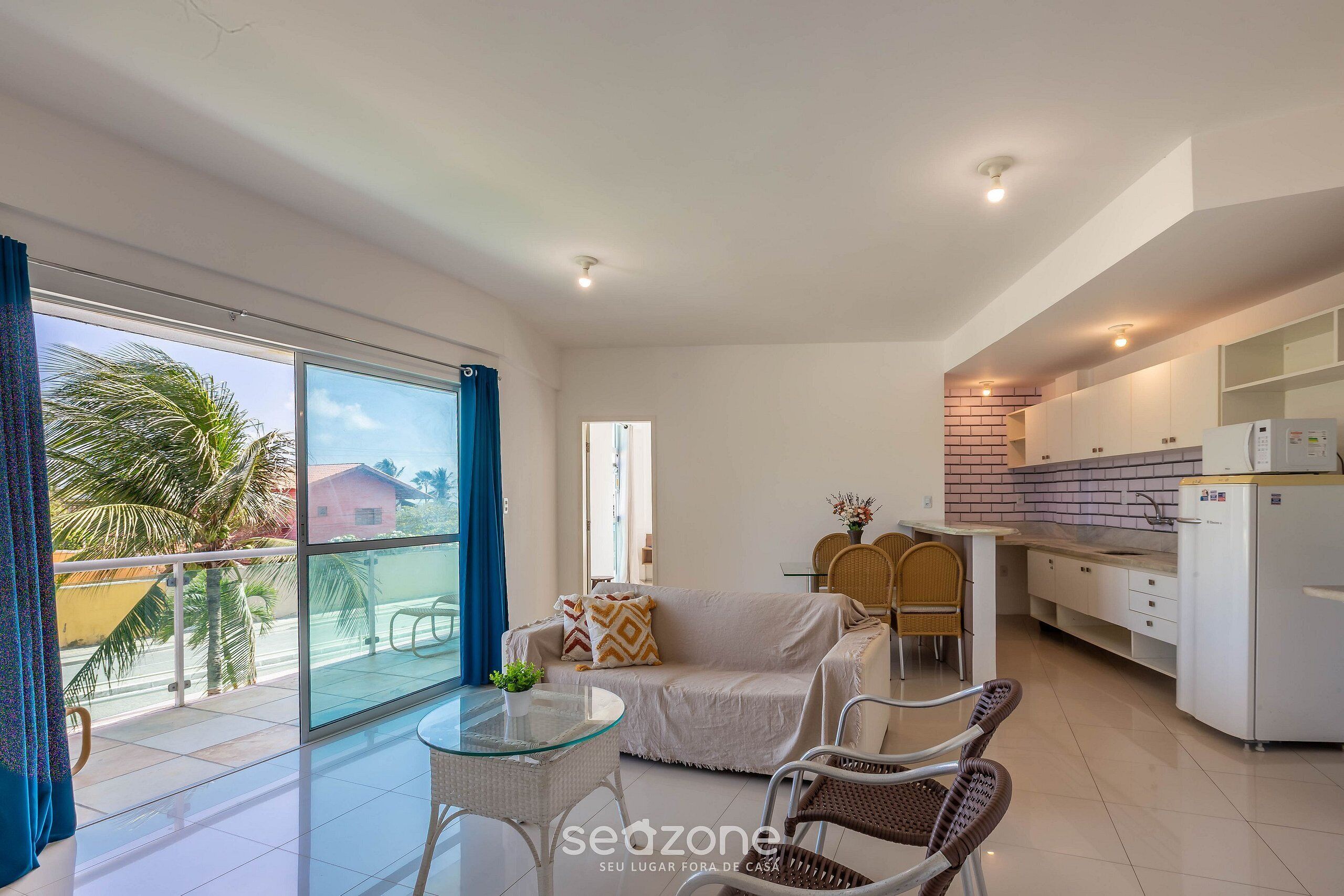 Basic Apartment | Living area