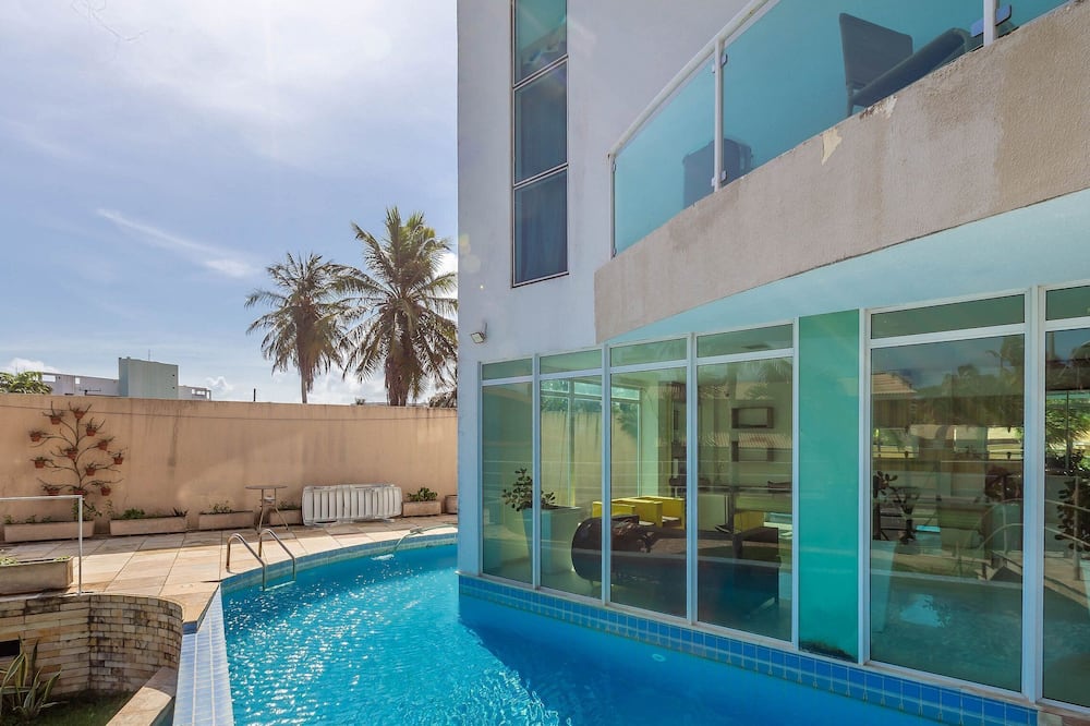 Apart With 2 Bedrooms, 150m From the Beach Kvd0201